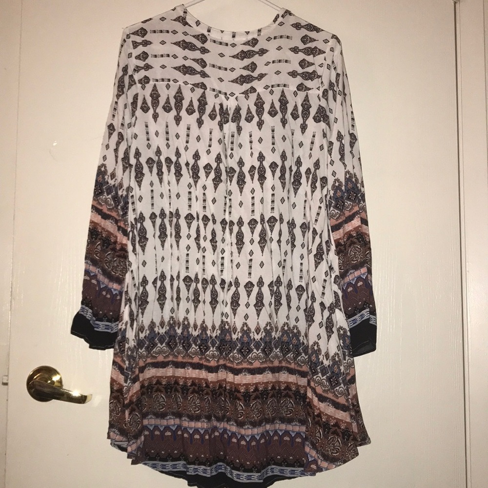 Dress - Picture 2 of 2